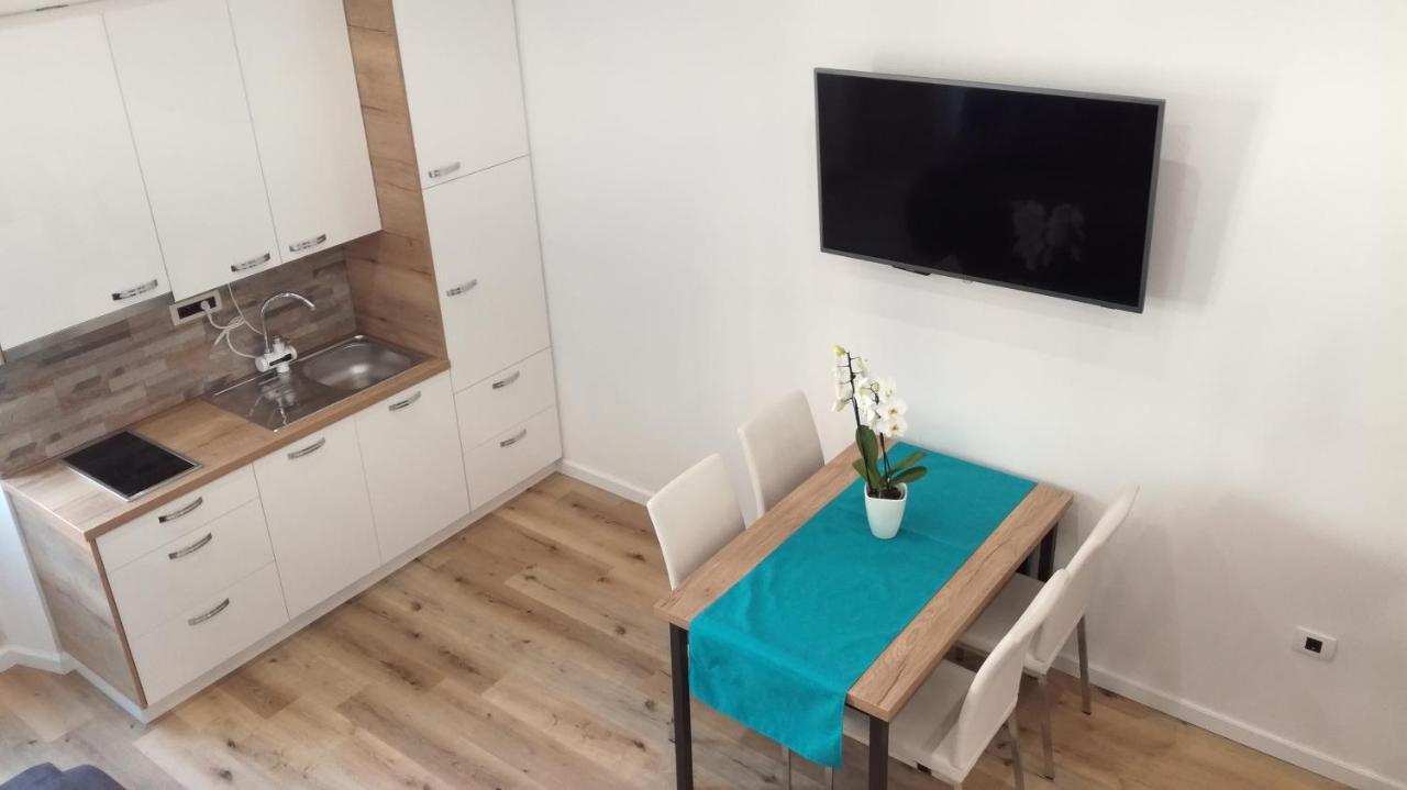 Apartmaji Apollonio Izola Buitenkant foto